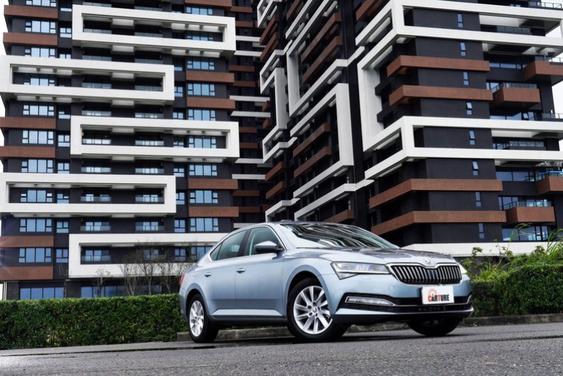 【試駕】沒開過Skoda Superb 1.5 TSI 不要覺得它只是入門!