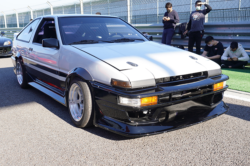 【車勢星聞】電影《叱咤風雲》在賽車場舉辦盛大首映會-Toyota AE86 。