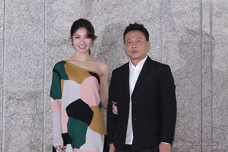 【車勢星聞】電影《山中森林》主要演員(左起)李千那、李康生。(圖:禾力文創提供)