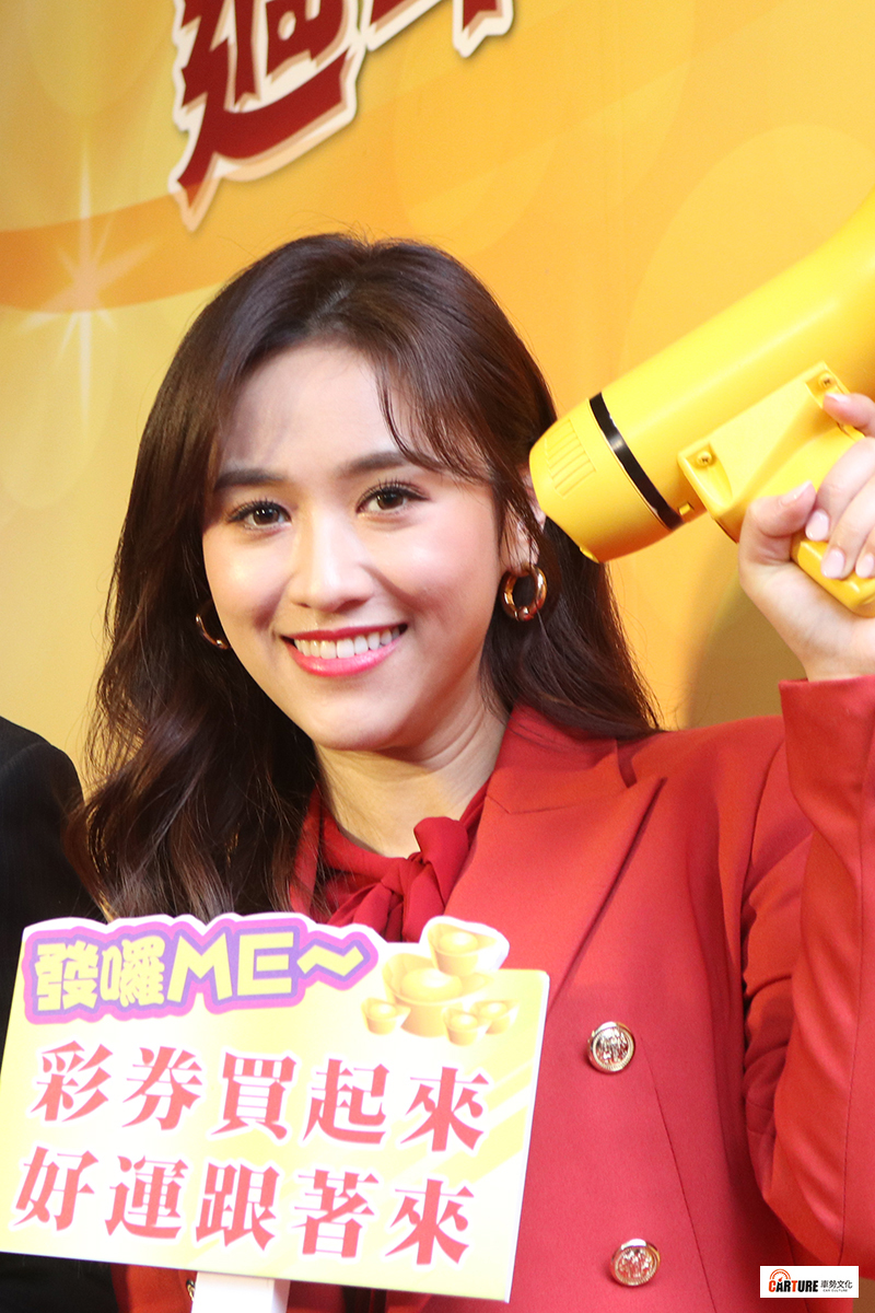 台灣彩券春節代言人Sandy吳姍儒。(提醒:未滿18歲不得購買或兌領彩券)