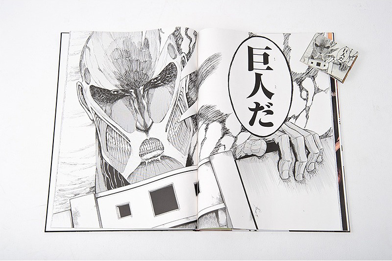 大尺寸就是大魄力(右上角是單行本尺寸)。