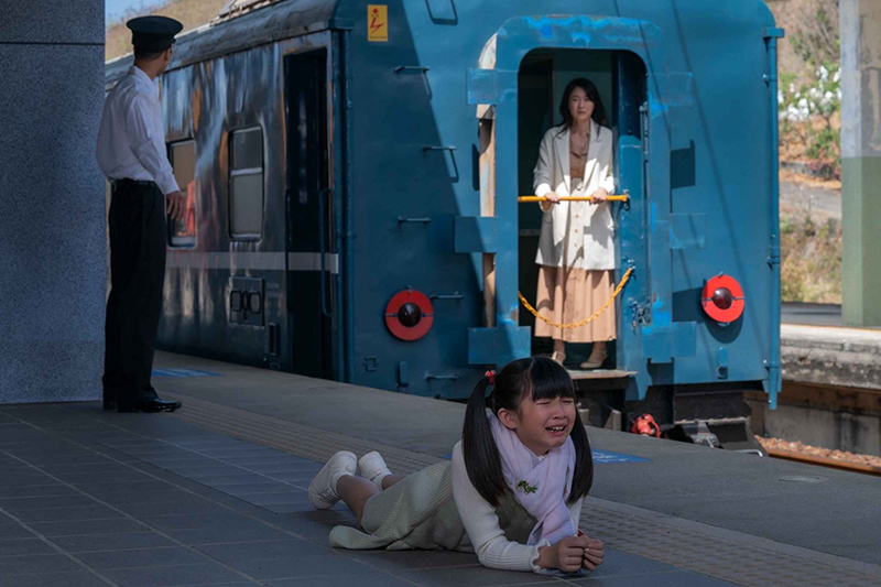 【車勢星聞】《黃金歲月》復刻70年代重現藍皮火車。(圖:民視提供)