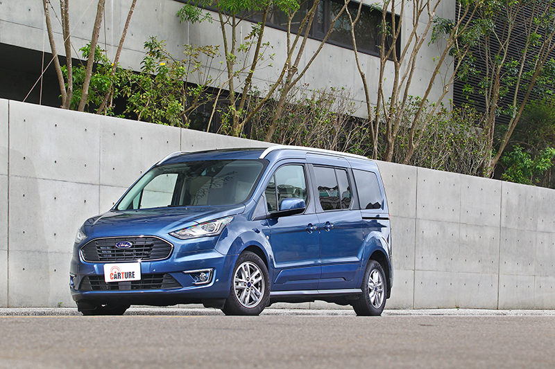 別以為七人座MPV就不能帥,福特旅玩家透過個性化妝點讓多變生活同樣有型有款。