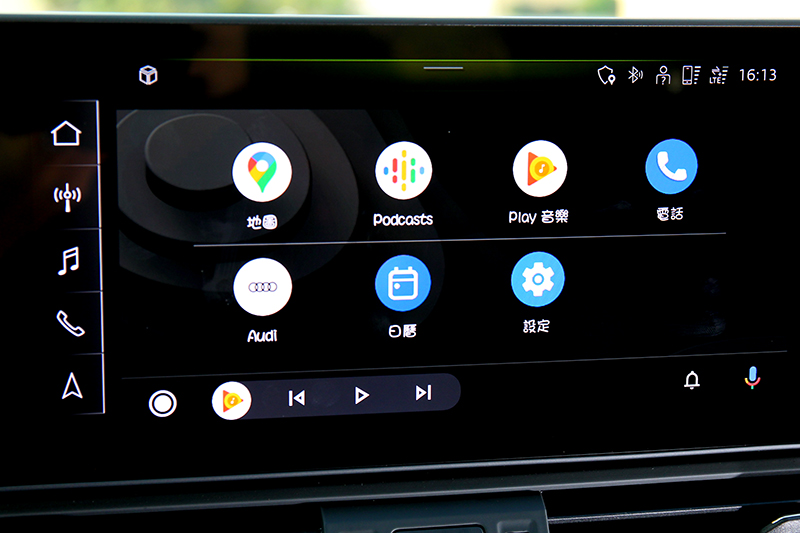 支援Android Auto與無線Apple CarPlay。