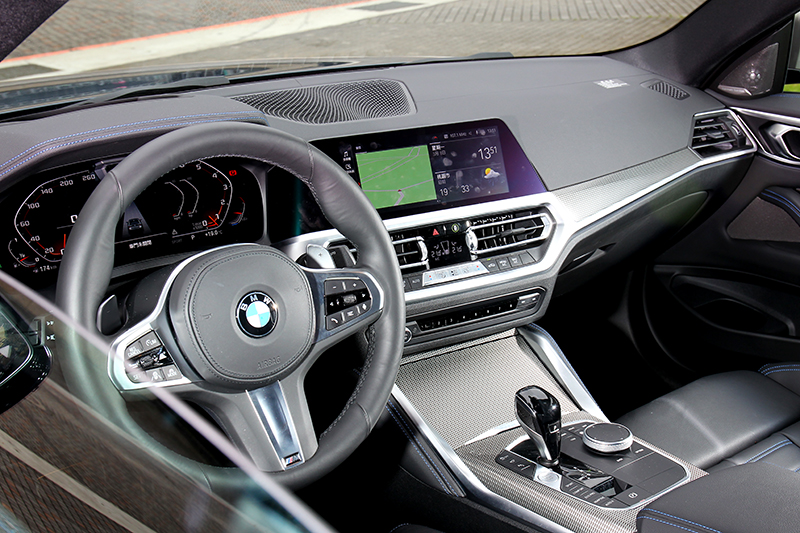 相較於外觀M440i xDrive座艙就有著熟悉格局。