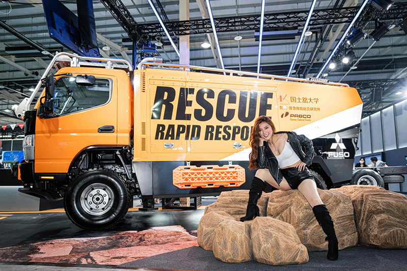 Fuso為喚起大眾對於防災意識的重要,與日本國士館大學Kokushikan University,合作開發Athena救援概念車,為今年台中商車展一大亮點。