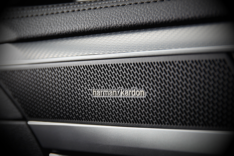 Arteon Shooting Brake 380 TSI R-Line Performance配備Harman Kardon音響。
