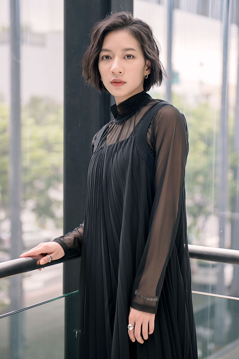 【車勢星聞】重複角色OK,陳妤:「演好兩者不同層次才是好演員!」。(圖:LiTV、好好娛樂提供)