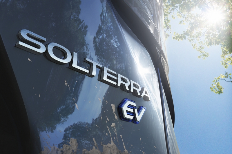 Subaru搭載e-SGP平台打造的電動車名為Solterra,預計2022年上市。