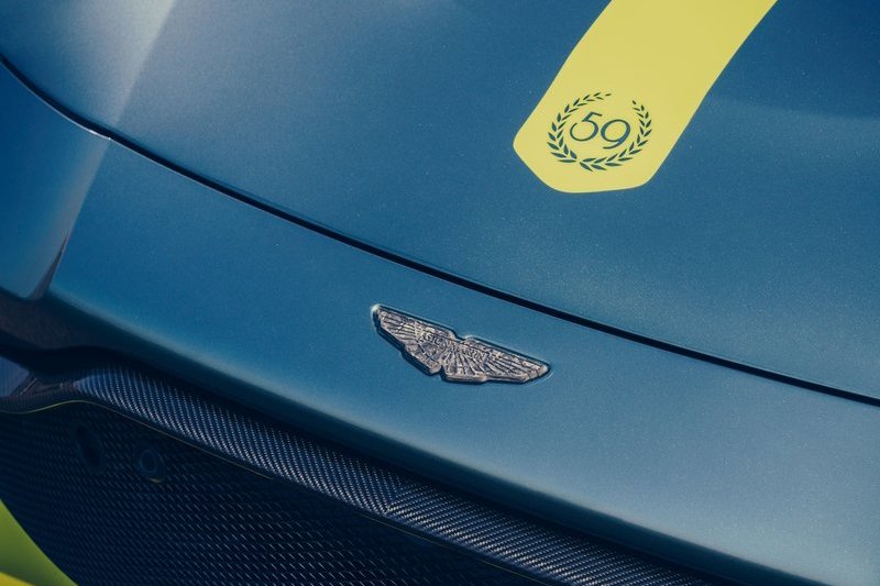 原本Aston Martin說會成為最後一家手排跑車品牌,但日前執行長Tobias Moers推翻該政策。