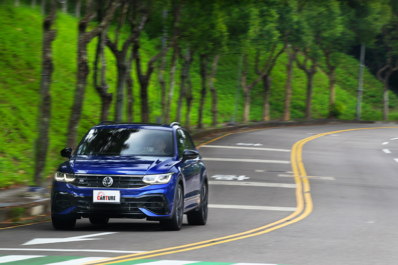 Volkswagen Tiguan小改款發表後,媒體最期待的莫過於品牌首款掛上R廠徽的性能休旅Tiguan R