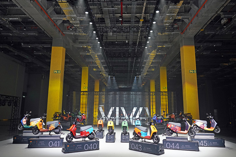 Gogora在Viva MIX的發表會中,大陣仗地擺出各式各樣不同配色與裝扮的車款,雖然大多不是販售車型配色,但也表達出Viva MIX未來在外觀色彩或套件搭配的多元性。