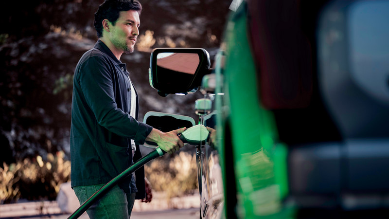 F-150 Lightning充電41分鐘就能將電亮從15%補充到80%。