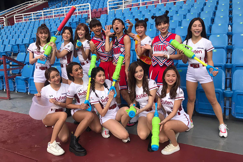 【車勢星聞】影/樂天女孩Rakuten Girls新成員爆發兄弟魂?原來是「垃圾女孩」。(圖:民視提供)