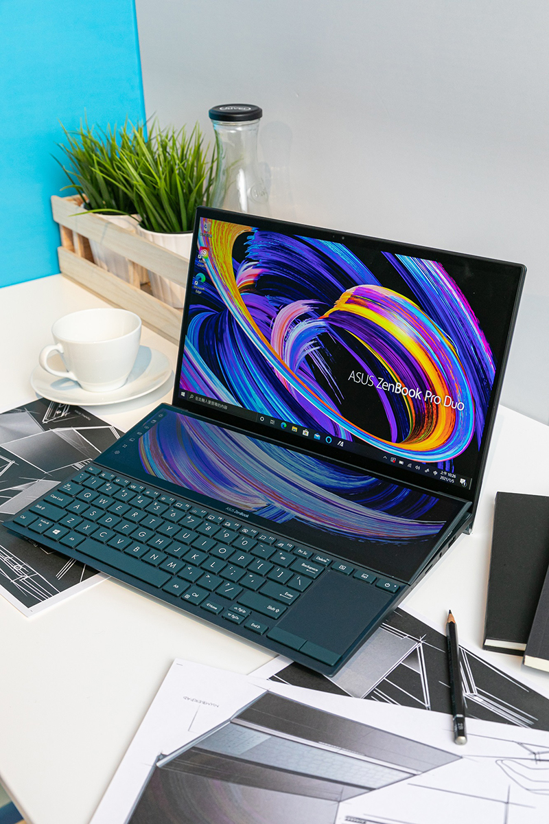 ASUS ZenBook Pro Duo 15 OLED藉由ScreenPad Plus第二螢幕搭載的ScreenXpert 2軟體,提供流暢的跨螢幕使用體驗(圖:品牌提供)