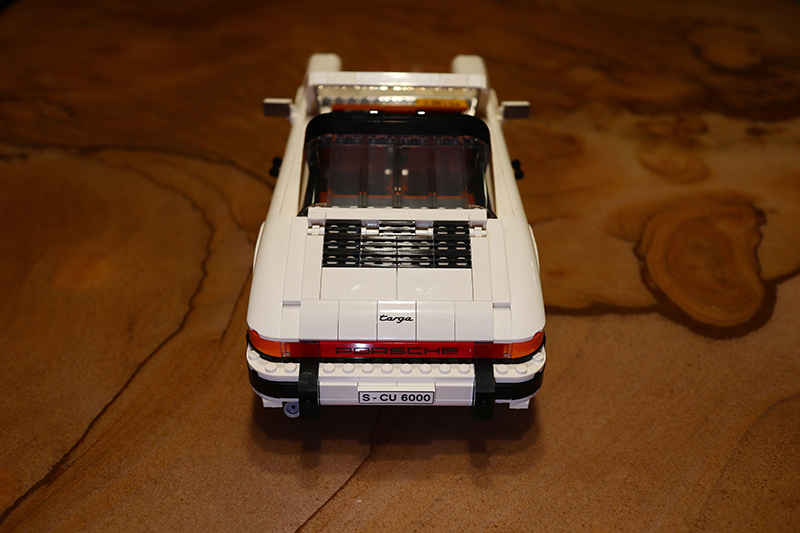 多轉幾個角度欣賞一下。