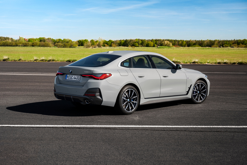 4 Series Gran Coupe車身尺碼比前世代放大許多,實用與舒適性及外觀大器當然也有所提升。