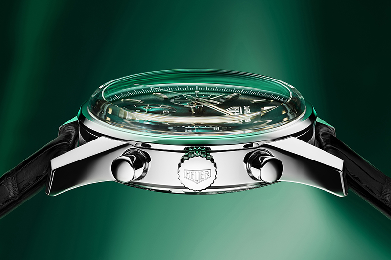 TAG Heuer泰格豪雅Carrera 綠面限量自動計時腕錶, 參考編號CBK221F.FC6479,建議售價218,700。(圖:品牌提供)