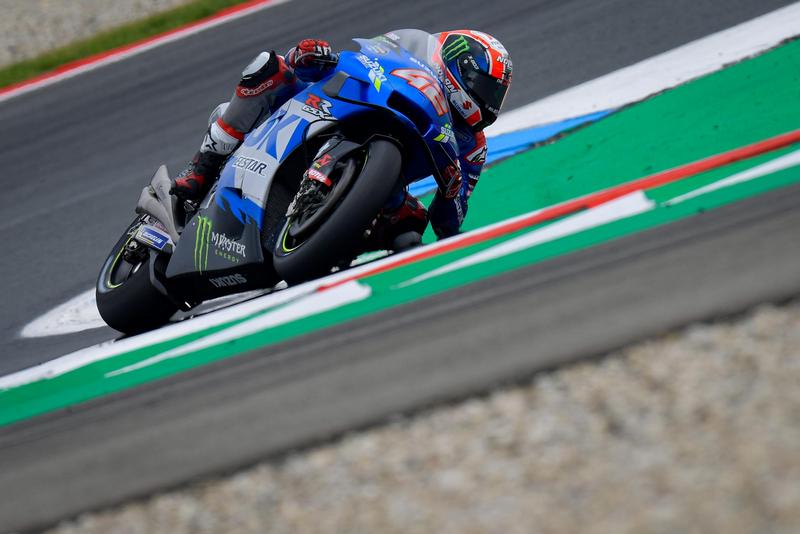 Rins運勢未見起色,才第二圈就與Zarco碰撞而跑出賽道,再回到場上已是最後一名,不過好在最後還能以第11名完賽。