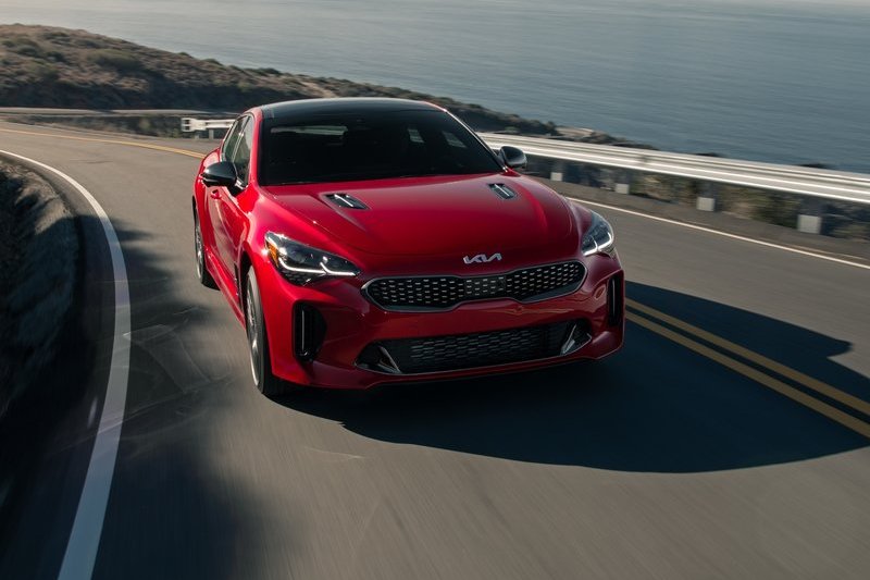 Stinger為Kia品牌首款轎跑車,不論外型或是動力操控Stinger都相當討喜。