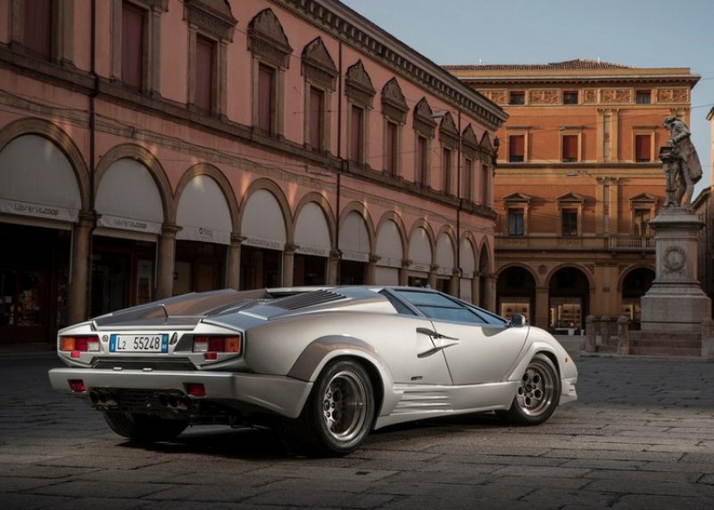 Lamborghini Countach