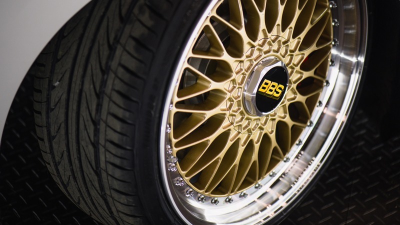 Golf GTI BBS Concept最大特色就是配備19吋金色BBS輪圈。