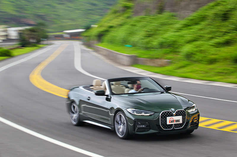 430i Convertible M Sport可快可慢,開了篷後更能放大快慢之間的體感。