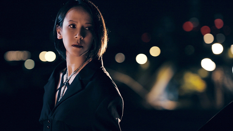 【車勢星聞】楊乃文為Porsche Taycan「調時差」展現完美狀態。(圖:Porsche Taiwan提供)