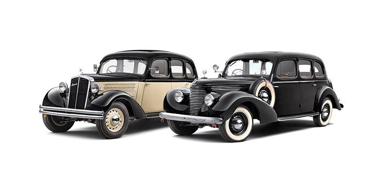 1935年的Superb 640與1939年的Superb 3000 OHV。