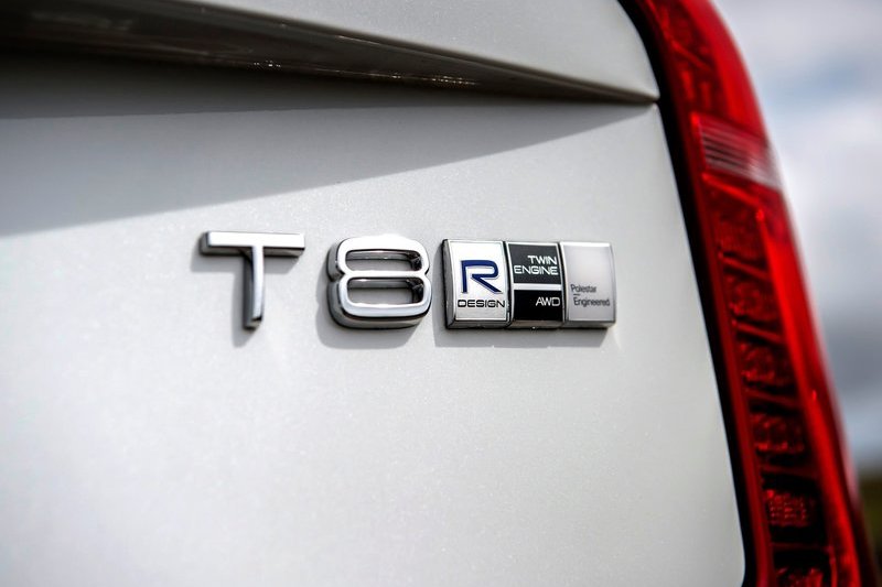 動力T6 Recharge成長至350hp,T8 Recharge則增加到455hp。