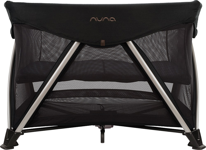 【Nuna Riveted 尊爵銅】SENA™ aire 第一台無須取下吊床即可收合的嬰兒床。(圖:品牌提供)