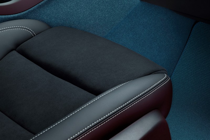 Volvo表示從C40 Recharge開始車室將不再使用皮革材質。
