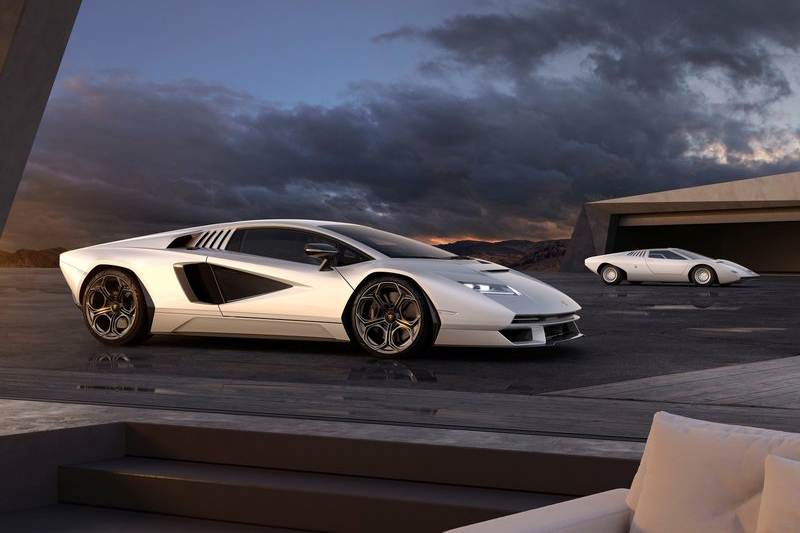 Lamborghini 8月帶來Countach LPI 800-4向Countach致敬。