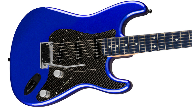 琴身採用與LC跑車相同漆料，並配備碳纖維材質。