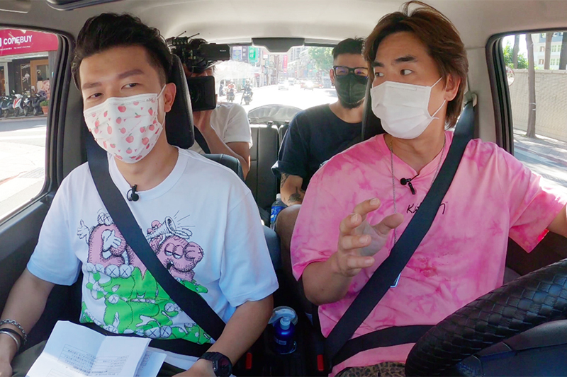 【車勢星聞】柯有倫節目中分享童年時最怕搭乘父親柯受良駕駛的車。(圖:TVBS提供)