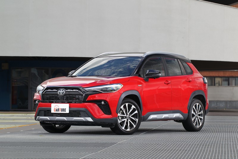 要說一身勁裝也成,但COROLLA CROSS GR SPORT更顯圓熟動感魅力。