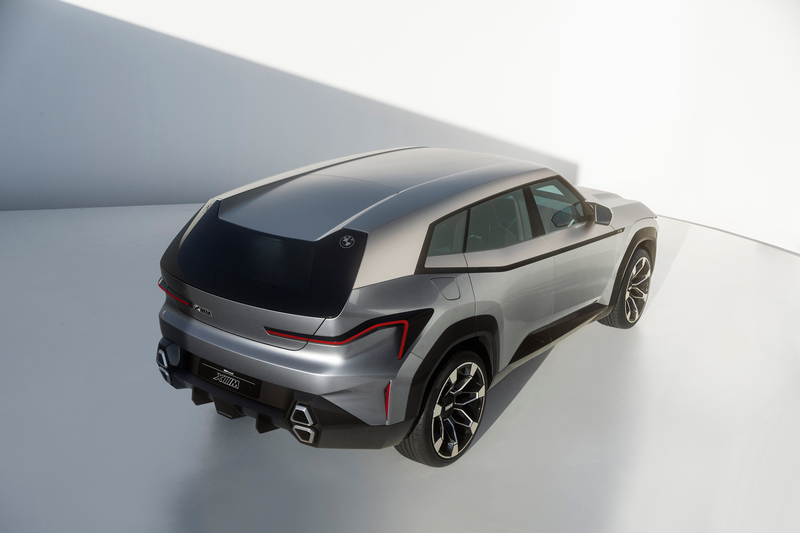 XM搭載V8引擎加電動馬達PHEV系統,擁有750hp/101.9kgm輸出,