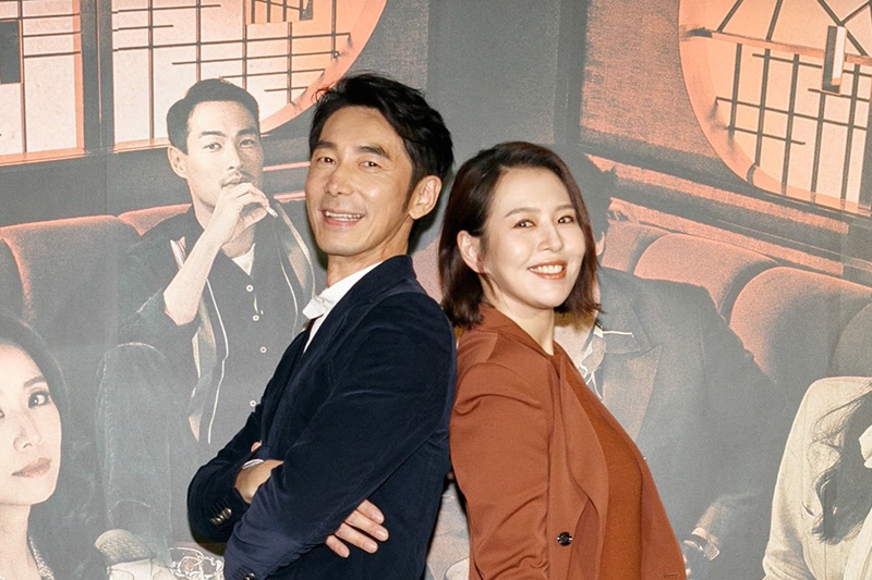 【車勢星聞】《華燈初上》李李仁(左)、劉品言出席媒體茶敘_Netflix、百聿數碼提供。(圖:Netflix、百聿數碼提供)