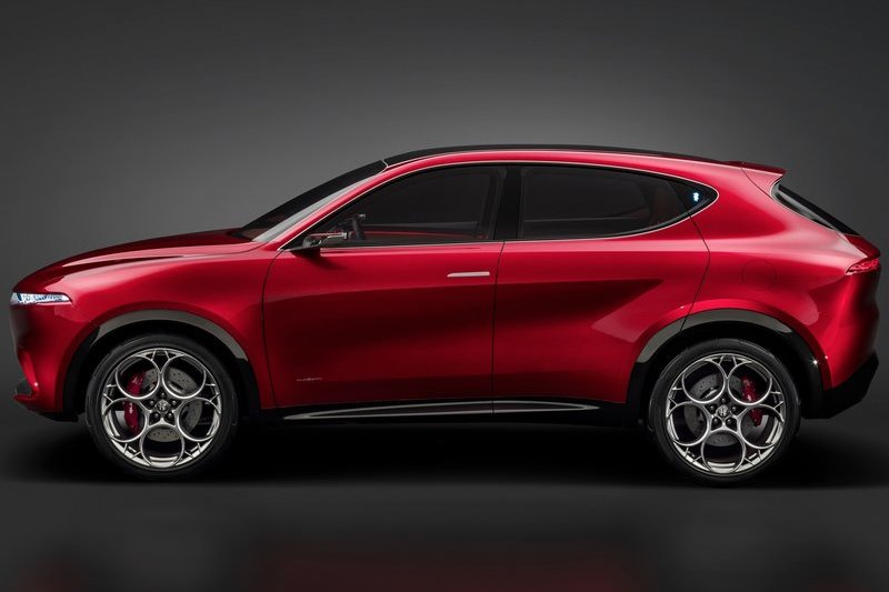 日前得知Tonale車身尺碼為4,528mm×1,835mm×1,604mm,軸距則有2,636mm。