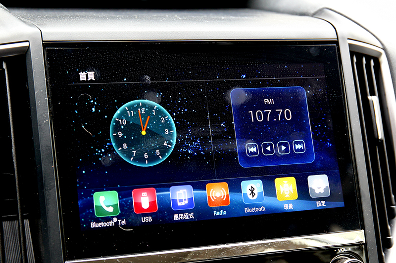 中控系統沒有升級,一樣為8吋螢幕及具備Apple CarPlay/Android Auto連接。