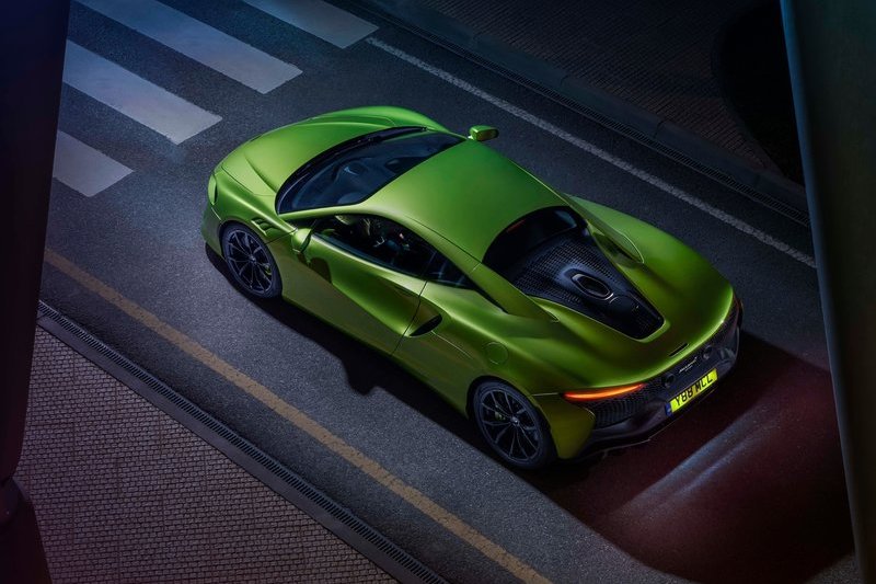 McLaren表示Artura因晶片短缺影響,交車要延到2022年7月。