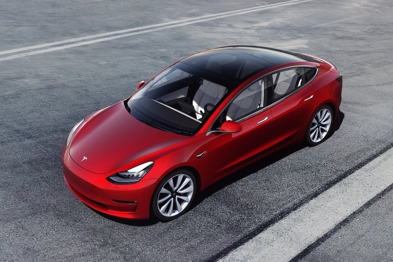  大幅甩開對手，Tesla Model 3穩坐歐洲最暢銷電動車寶座 