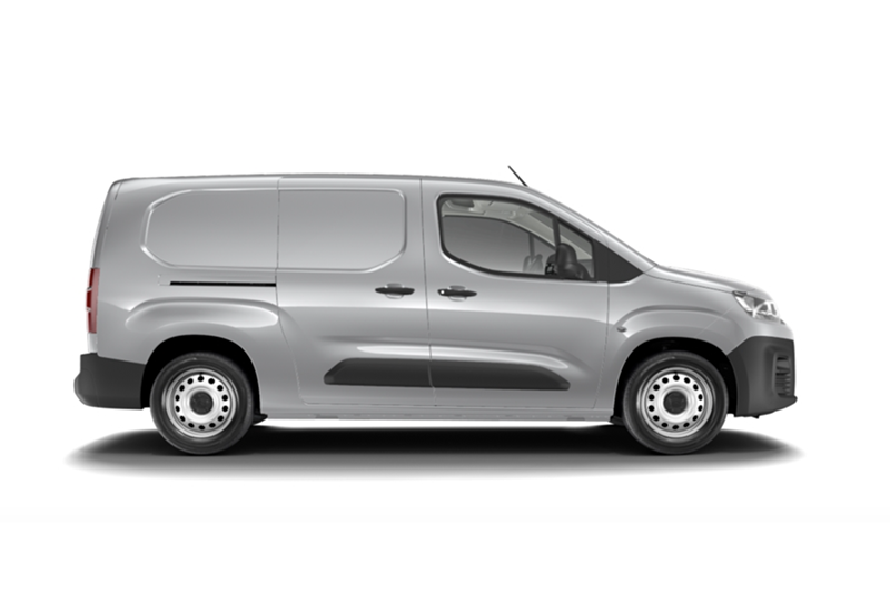 新加入的商用版本CITROËN BERLINGO VAN亦全車系搭載1.5L BlueHDi,同樣具備手排或自排變速系統任君挑選。