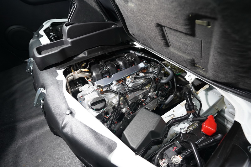 動力部分搭載的是1.5升四缸自然進氣引擎,最大馬力為98匹,扭力峰值為13.7公斤米