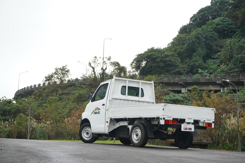 Town Ace的推出絕對是輕型商用車級距中的一枚震撼彈,和泰汽車想一統江山的野心不言可喻