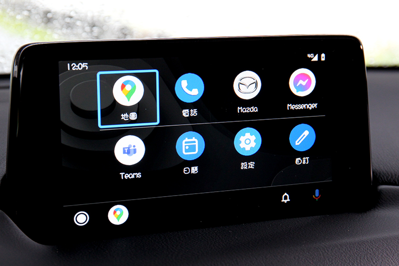全車系標配無線Apple CarPlay與Android Auto連接。