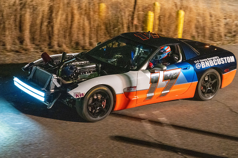 【車勢星聞】《飛車逃生大挑戰》艾卓安的愛車2001年Chevrolet Corvette由他自行改裝,外型源自12歲時開的卡丁車。(圖:Discovery提供)