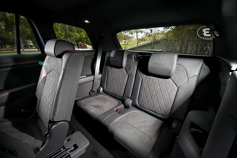 2,790mm軸距加上5+2七人座設定,不僅舒適也兼顧機能。