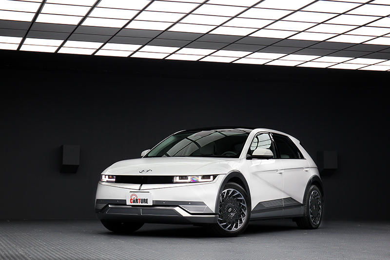 Ioniq 5之所以能吸引眼球,就是造型保留多數概念車設計。