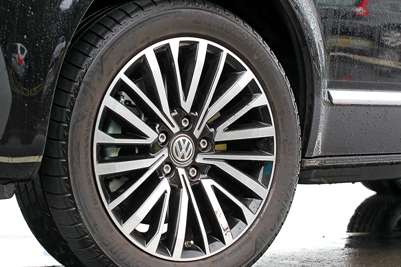 Multivan LWB是該車系唯一配備18吋輪圈的車型。